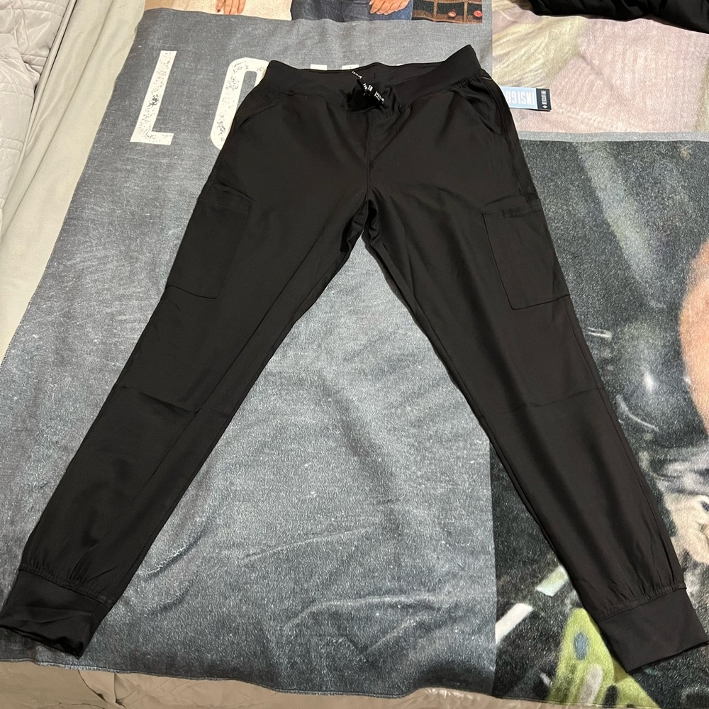 Med Couture Insight 6-Pocket Cargo Knit Waist Drawstring Jogger